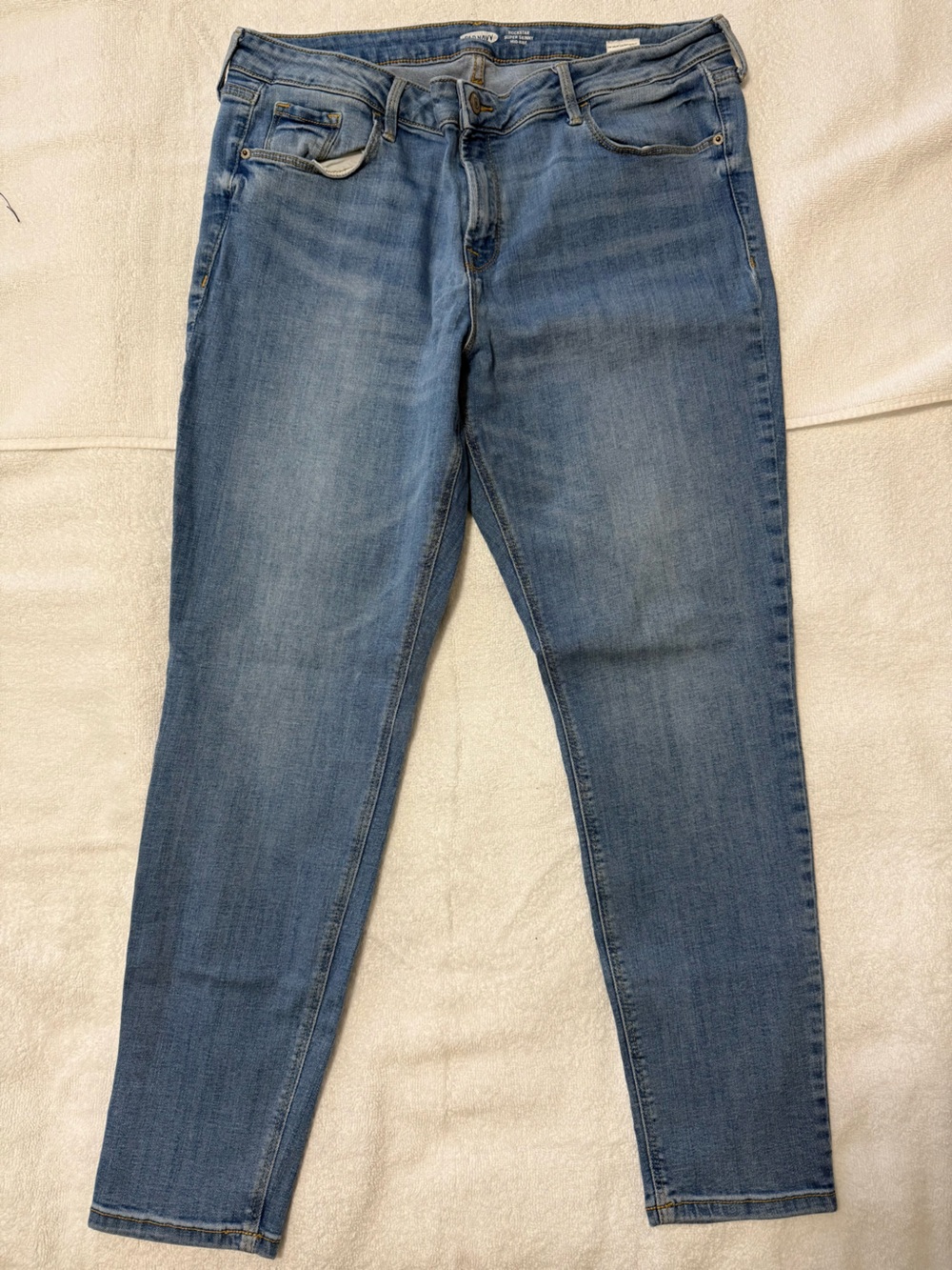 Size 16 women’s Old Navy Rockstar super skinny mid-rise Jeans